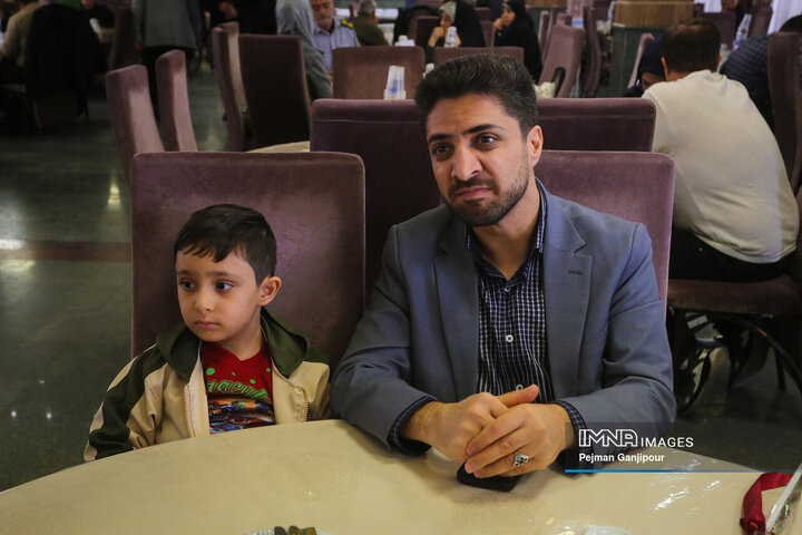 مراسم تجلیل از کارکان توان‌یاب شهرداری اصفهان