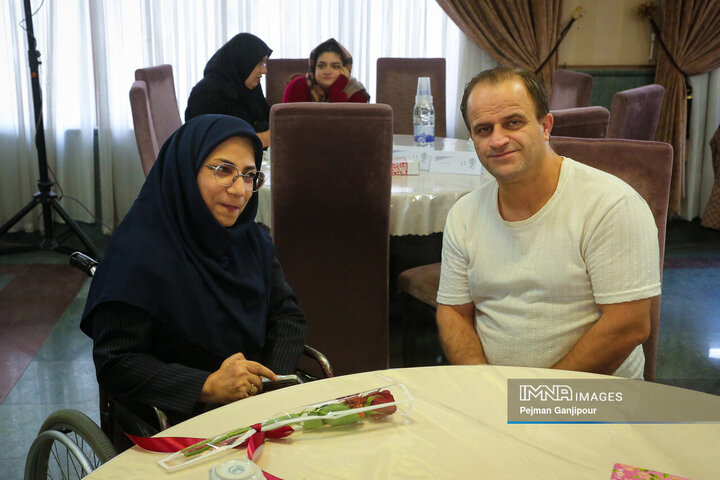 مراسم تجلیل از کارکان توان‌یاب شهرداری اصفهان