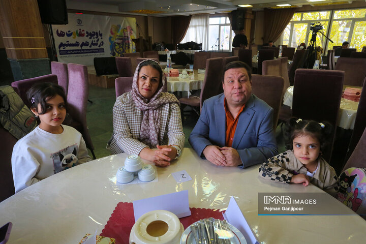 مراسم تجلیل از کارکان توان‌یاب شهرداری اصفهان