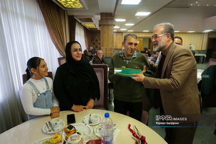 مراسم تجلیل از کارکان توان‌یاب شهرداری اصفهان
