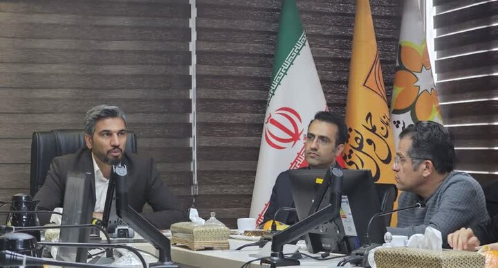 آغاز ساخت قطار داخلی و توسعه خطوط مترو شیراز