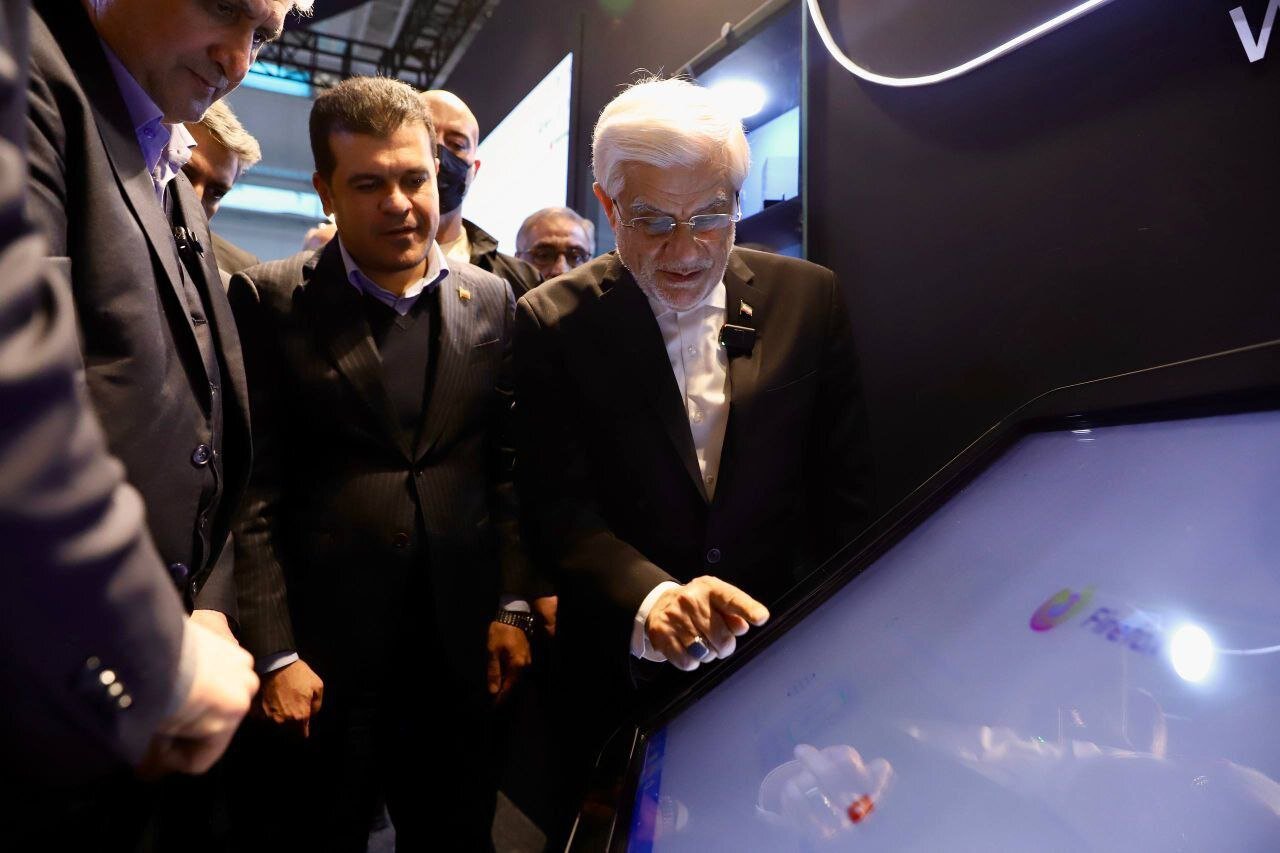 عارف: راهبرد دولت شتاب‌بخشی به رشد فناوری‌های نوظهور است/ تولید ۷۰ نوع رادیوداروی ایرانی