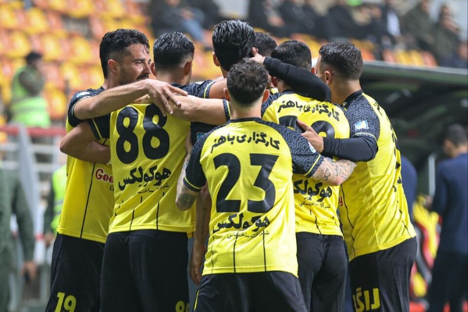 دیدار معوقه سپاهان مقابل استقلال ۱۱ دی‌ در نقش جهان