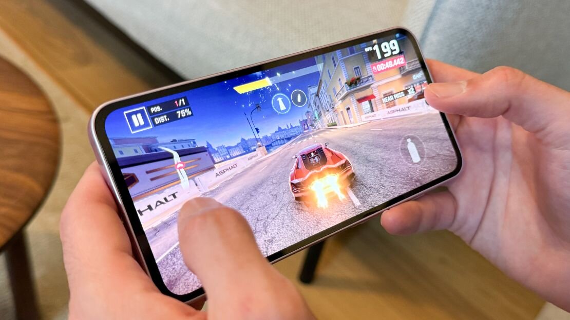 Samsung Galaxy A35 5G hands-on | CNN Underscored