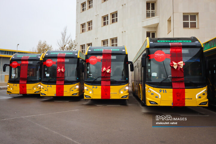 آیین رونمایی از نخستین ناوگان اتوبوس برقی اصفهان