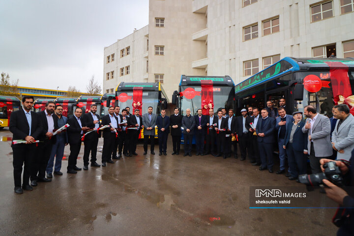 آیین رونمایی از نخستین ناوگان اتوبوس برقی اصفهان