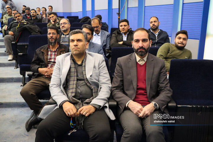 آیین رونمایی از نخستین ناوگان اتوبوس برقی اصفهان