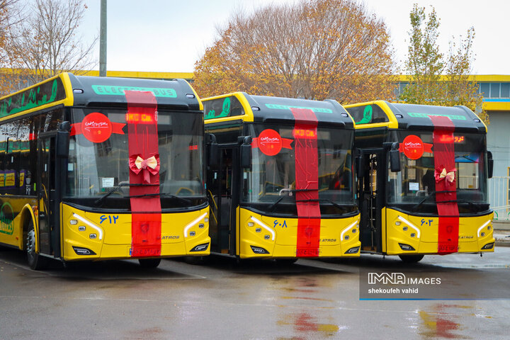 آیین رونمایی از نخستین ناوگان اتوبوس برقی اصفهان