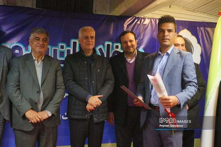 تجلیل از فعالین حوزه حمل‌و‌نقل شهرداری اصفهان