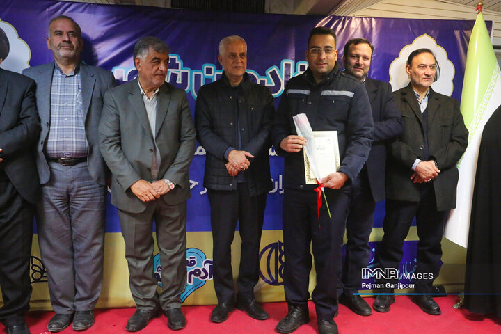 تجلیل از فعالین حوزه حمل‌و‌نقل شهرداری اصفهان