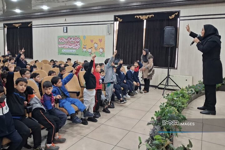 پویش‌های آموزشی مدیریت پسماند در منطقه ۵ اصفهان؛ از «داستانک من» تا یلدای سبز با اصپاک