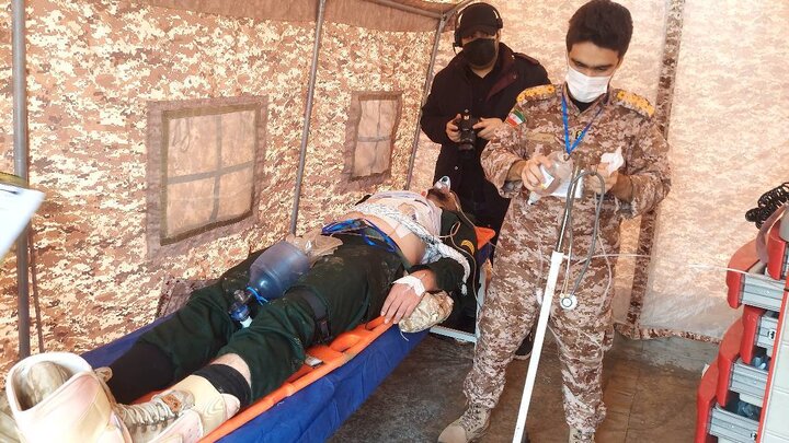 رقابت تیم‌های تخصصی طب رزمی سپاه در بیمارستان صحرایی امام حسین (ع)