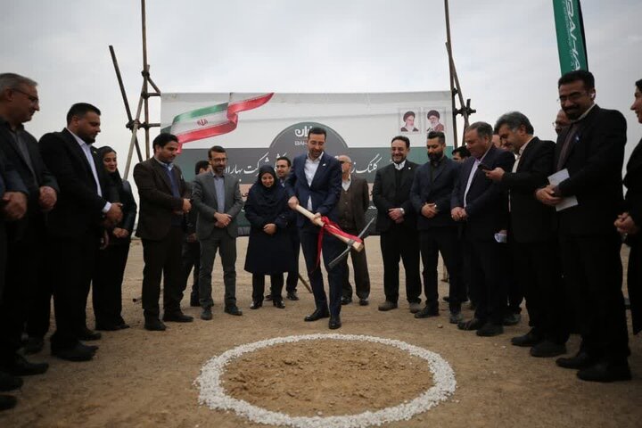 کلنگ‌زنی بزرگ‌ترین مجتمع کود و گیاه‌ پزشکی بیولوژیک کشور در اصفهان