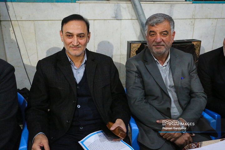 نشست مسئولین استان با مردم منطقه 15 شهرداری اصفهان