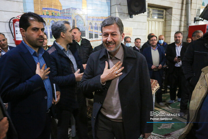 نشست مسئولین استان با مردم منطقه 15 شهرداری اصفهان