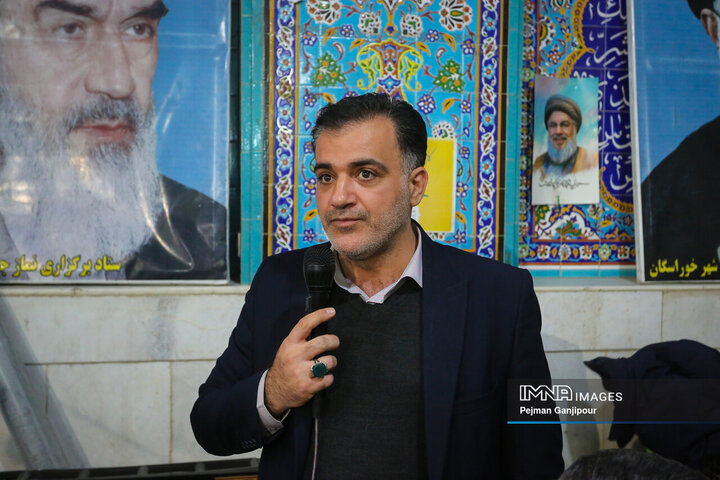 نشست مسئولین استان با مردم منطقه 15 شهرداری اصفهان