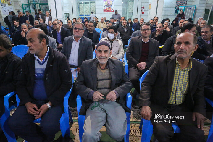 نشست مسئولین استان با مردم منطقه 15 شهرداری اصفهان