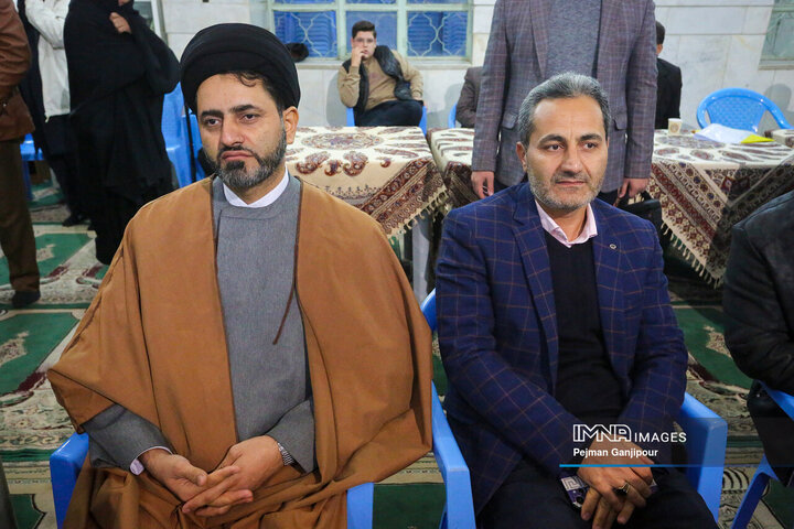 نشست مسئولین استان با مردم منطقه 15 شهرداری اصفهان