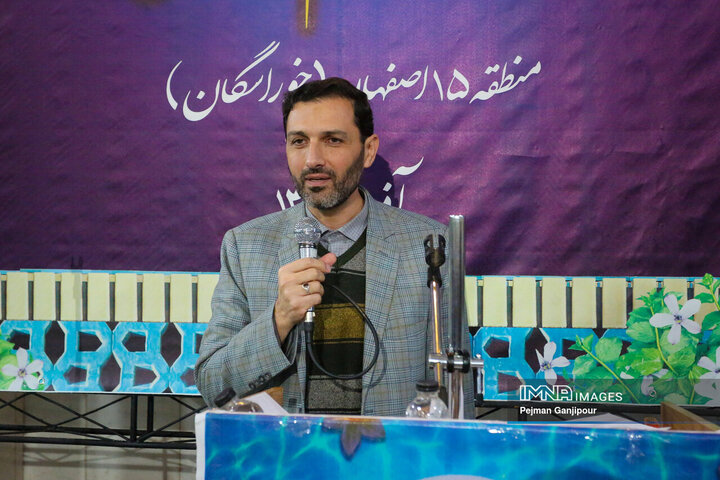 نشست مسئولین استان با مردم منطقه 15 شهرداری اصفهان