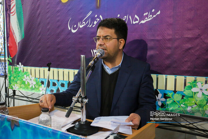 نشست مسئولین استان با مردم منطقه 15 شهرداری اصفهان