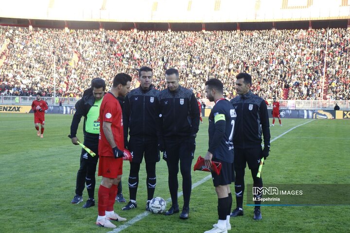 مرحله یک شانزدهم نهایی جام حذفی؛ تراکتور - پرسپولیس
