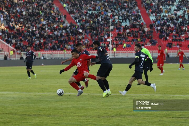 مرحله یک شانزدهم نهایی جام حذفی؛ تراکتور - پرسپولیس