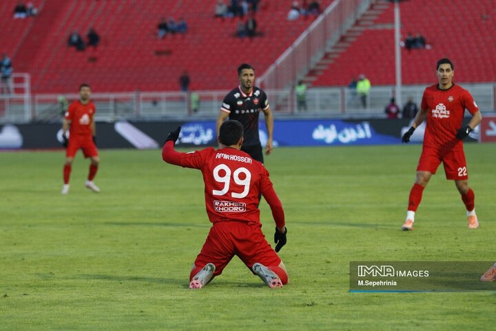 مرحله یک شانزدهم نهایی جام حذفی؛ تراکتور - پرسپولیس