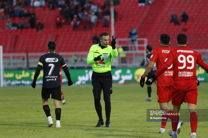 مرحله یک شانزدهم نهایی جام حذفی؛ تراکتور - پرسپولیس