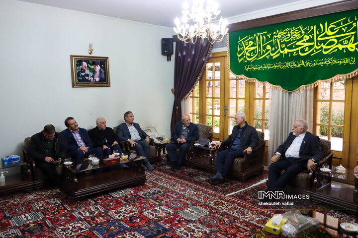 دیدار شهردار اصفهان و اعضای مجمع خیرین بهداشت و درمان استان
