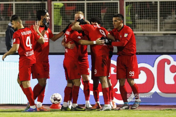 مرحله یک شانزدهم نهایی جام حذفی؛ تراکتور - پرسپولیس