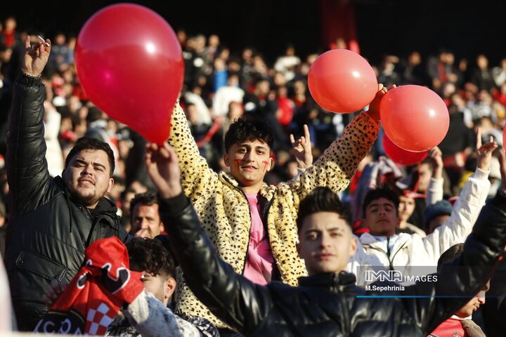 مرحله یک شانزدهم نهایی جام حذفی؛ تراکتور - پرسپولیس