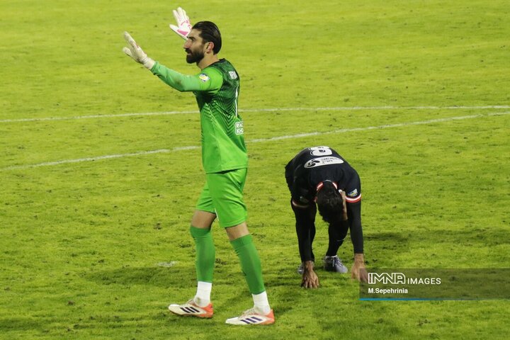 مرحله یک شانزدهم نهایی جام حذفی؛ تراکتور - پرسپولیس