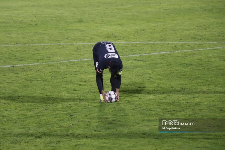 مرحله یک شانزدهم نهایی جام حذفی؛ تراکتور - پرسپولیس