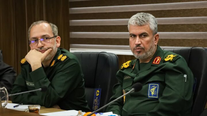 ورود به حاشیه‌ها قدرت تفکر و حل مسئله را از ما می‌گیرد