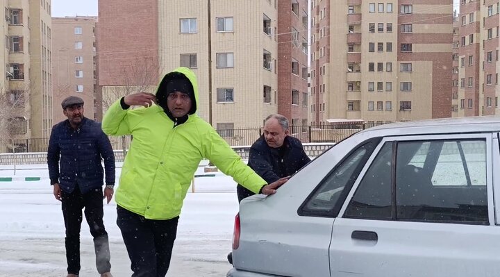 فیلم| وقتی تمام شهرداری به خدمت مردم می‌آید