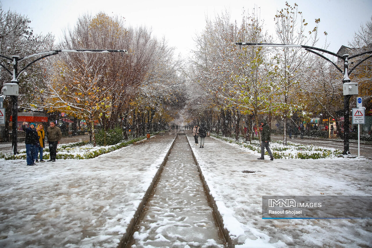 اصفهانِ برفی