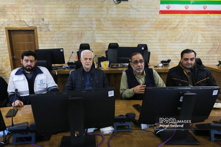 بازدید شهردار اصفهان از واحدهای خدمات شهری