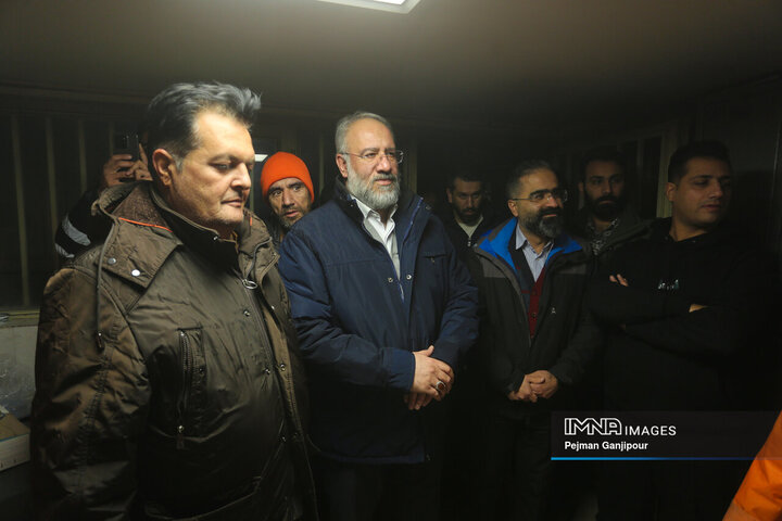 بازدید شهردار اصفهان از واحدهای خدمات شهری