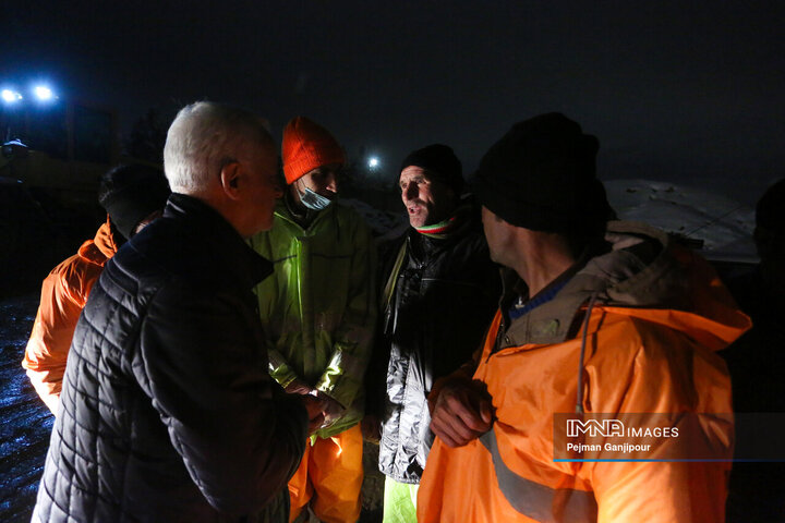 بازدید شهردار اصفهان از واحدهای خدمات شهری