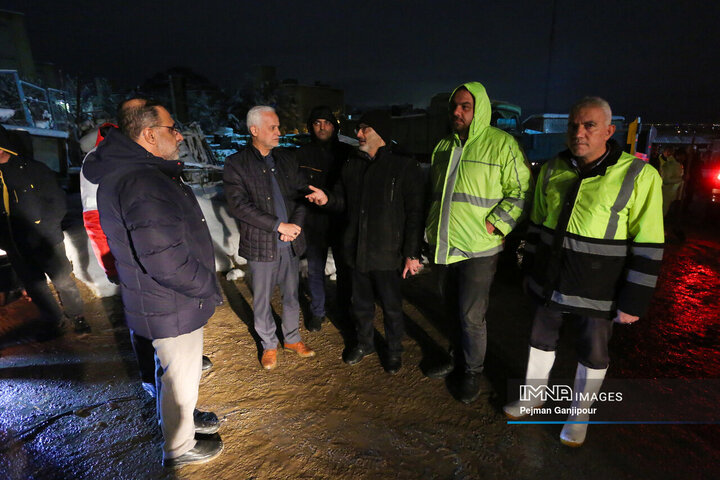 بازدید شهردار اصفهان از واحدهای خدمات شهری