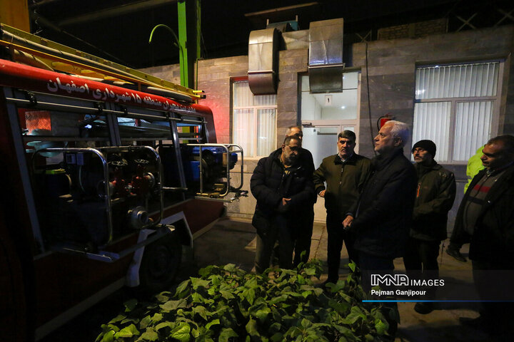 بازدید شهردار اصفهان از واحدهای خدمات شهری