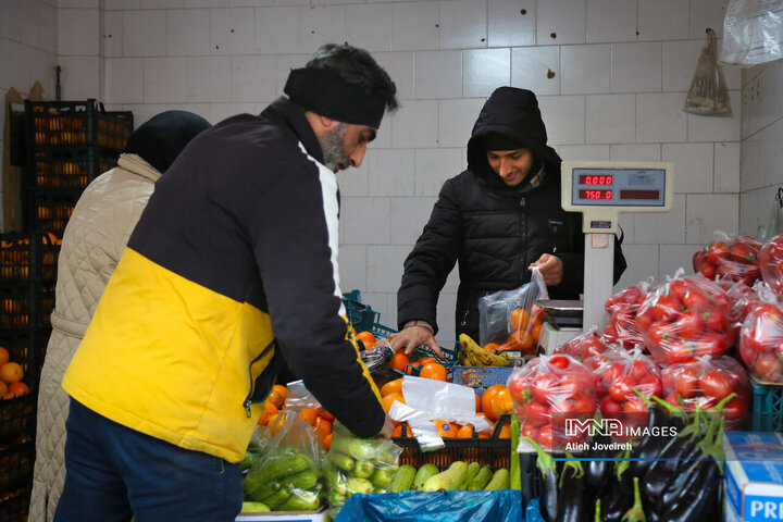 بازار خرید شب یلدا