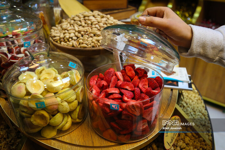 بازار خرید شب یلدا