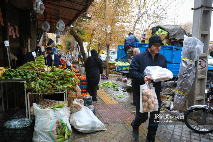 بازار خرید شب یلدا