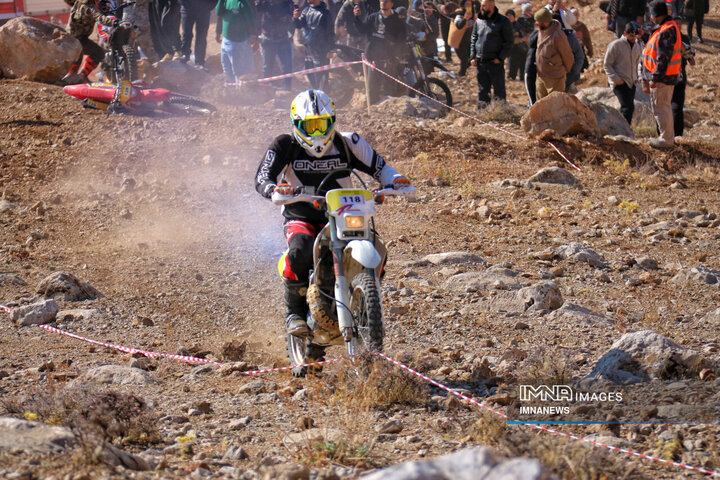 مسابقات کشوری هارد اندرو در کوهستان‌های کرمانشاه