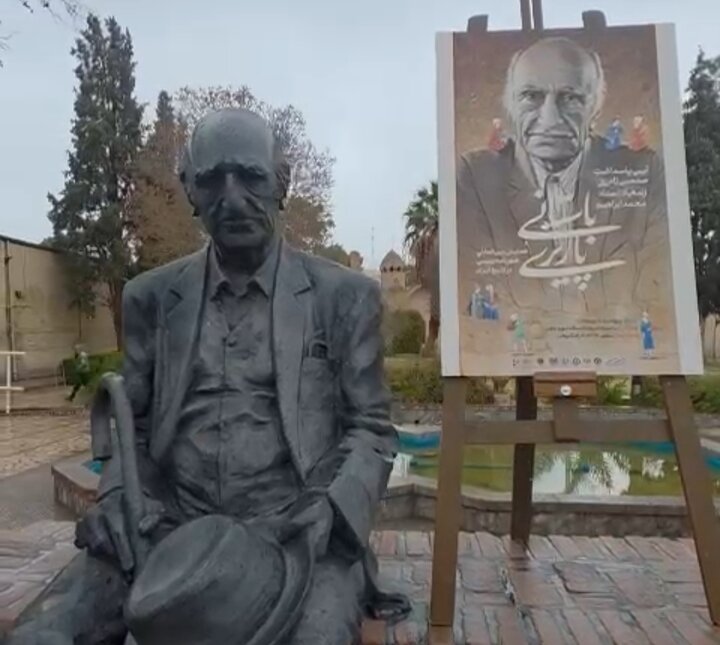 شهرداری به پیشواز صدمین سال تولد مورخ مردم‌دار کرمان رفت