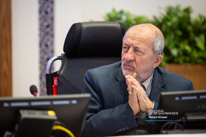 عباس حاج رسولی ها رئیس کمیسیون اقتصادی، سرمایه گذاری و گردشگری شورای اسلامی شهر