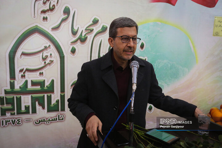 مراسم اهدای بسته‌های شب یلدا با مشارکت خیرین