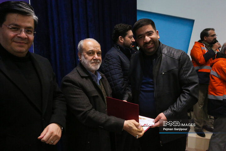 مراسم شب یلدای کارگران خدمات شهری شهرداری منطقه 9 اصفهان