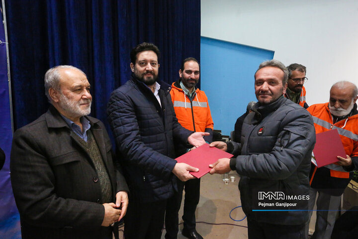 مراسم شب یلدای کارگران خدمات شهری شهرداری منطقه 9 اصفهان